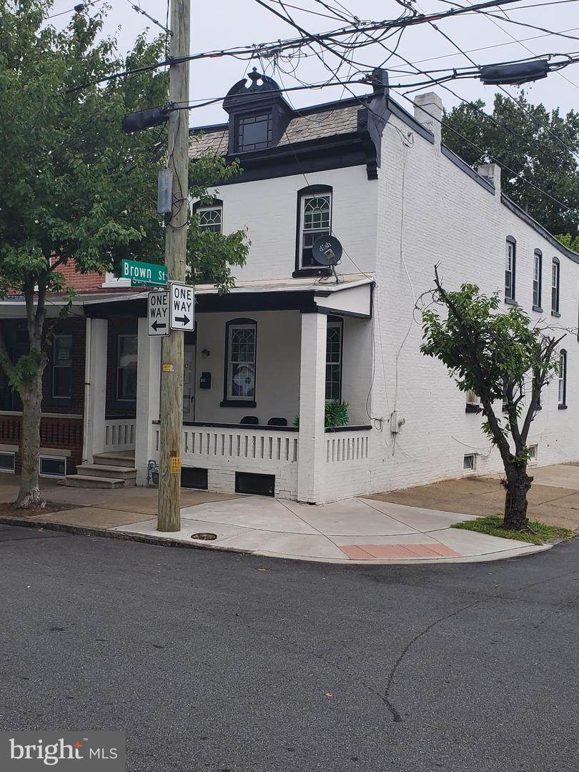 129 Stroud Street - Photo 1