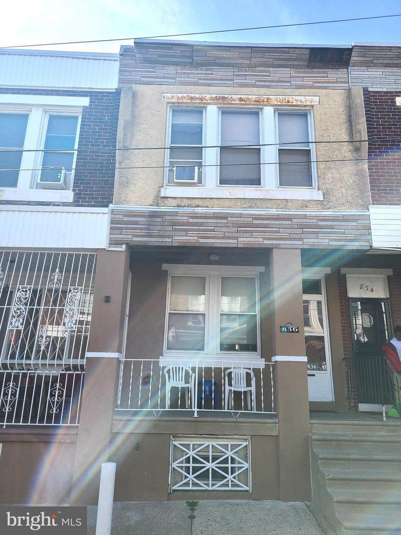 836 Schiller Street - Photo 1