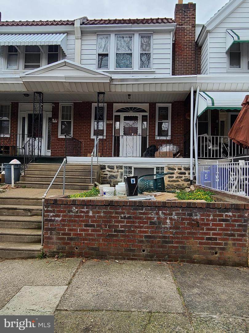 569 Carver Street - Photo 1