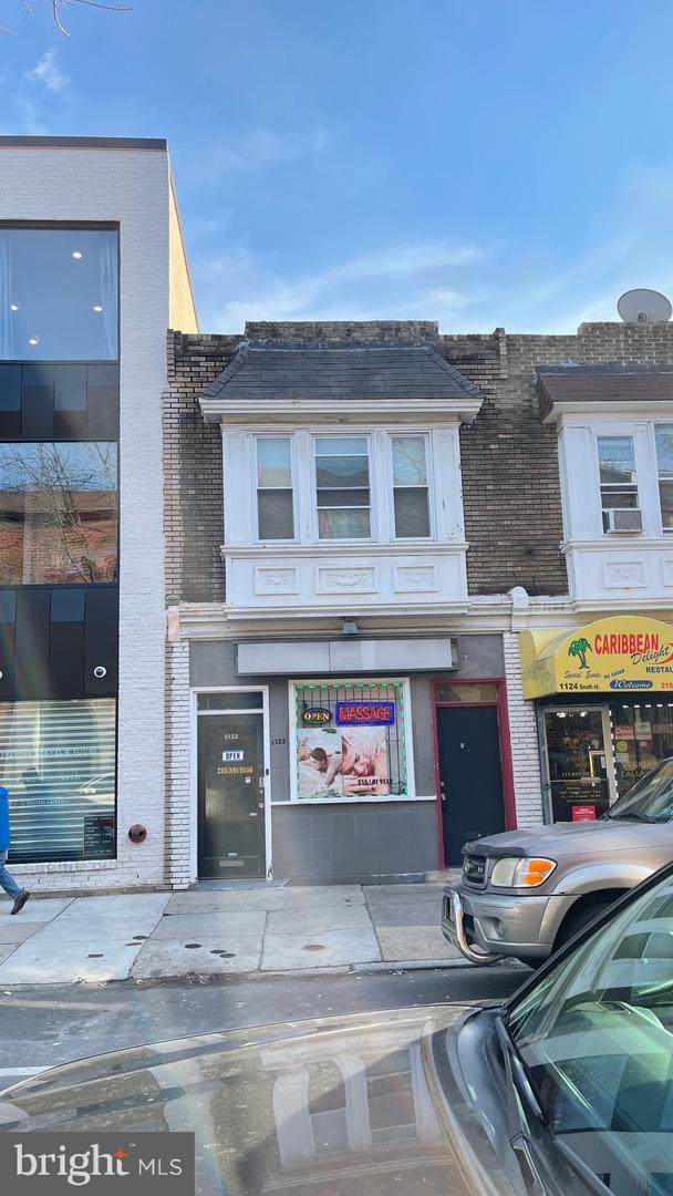 1122 South Street - Photo 1