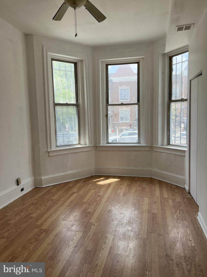 3007 11TH Street - Photo 1