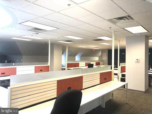 101-SUITE 302 Charles Street - Photo 1