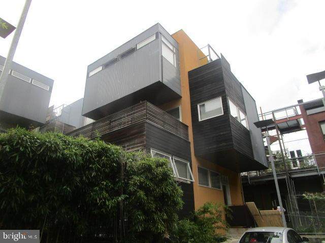 1342 Berks Street - Photo 1