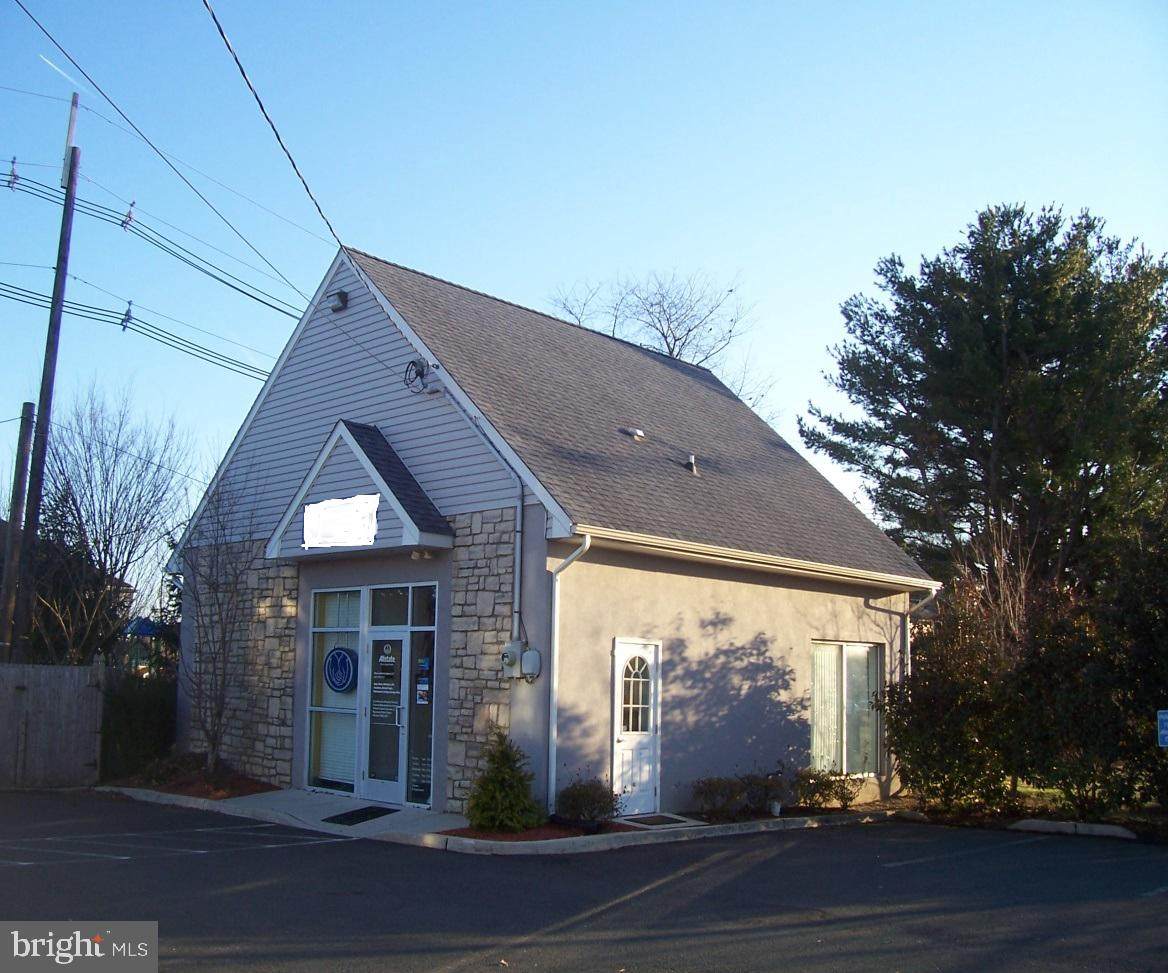 4130 Quakerbridge Road - Photo 1
