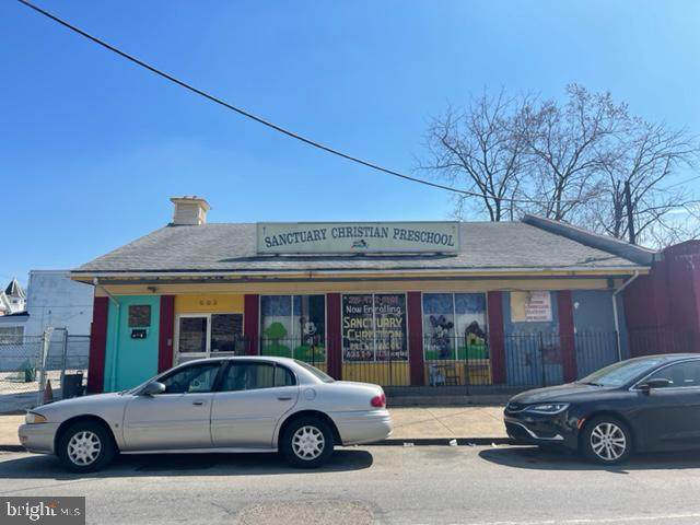 6044-50 Larchwood Avenue - Photo 1
