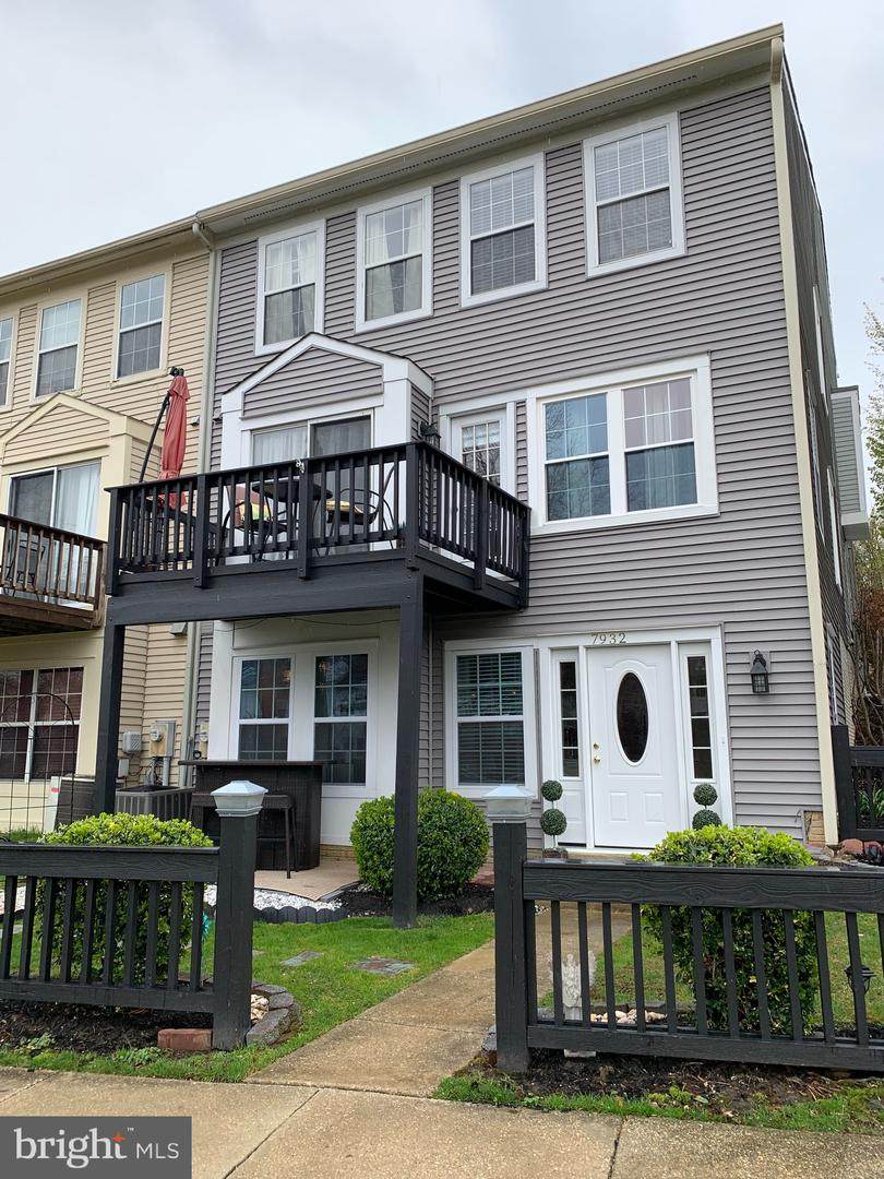 7932 Chapel Cove Drive - Photo 1