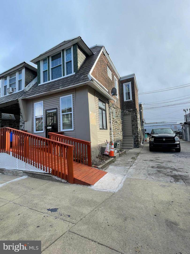 1612 Lewis Street - Photo 1