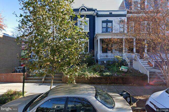 2321 Ontario Road - Photo 1