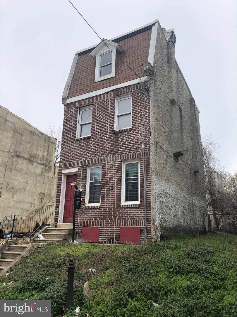 2116 Franklin Street - Photo 1
