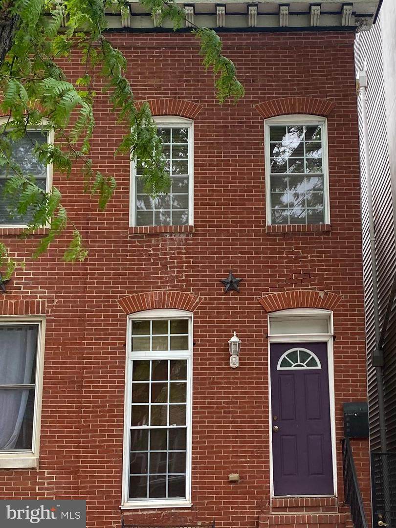 225 Chester Street - Photo 1