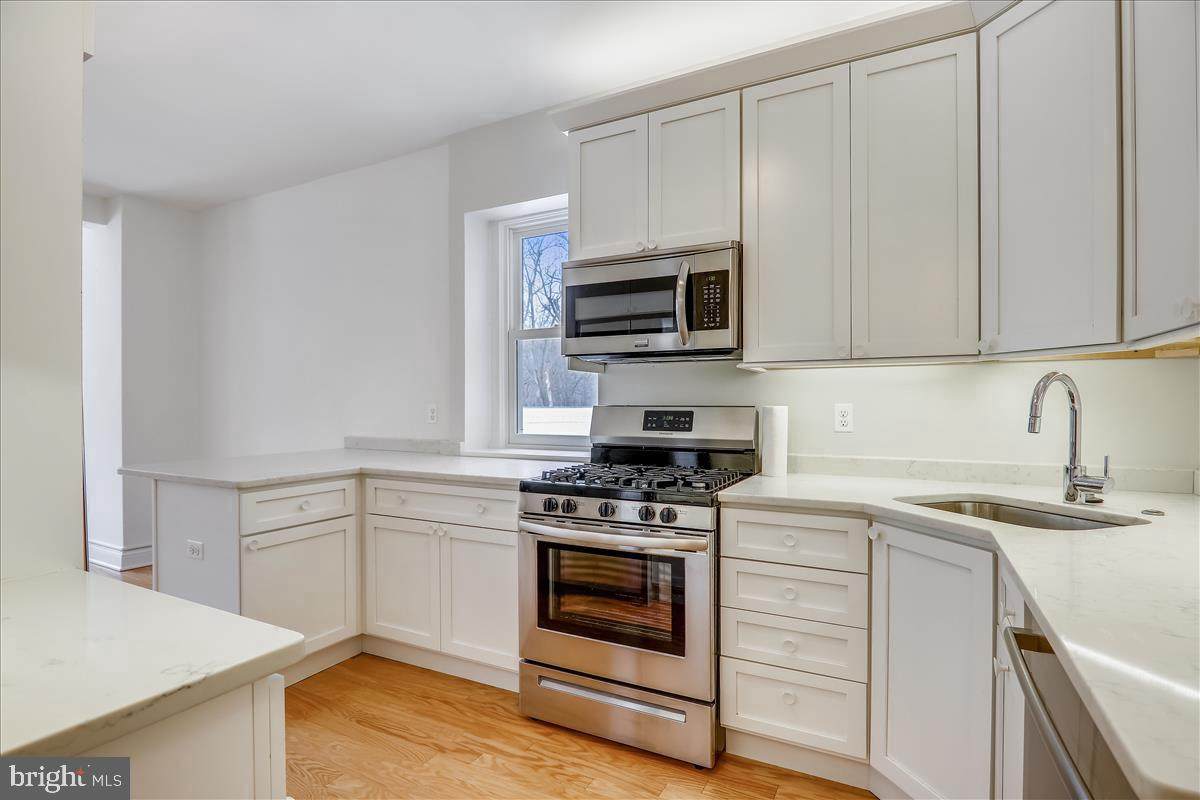 3601 Connecticut Avenue - Photo 1