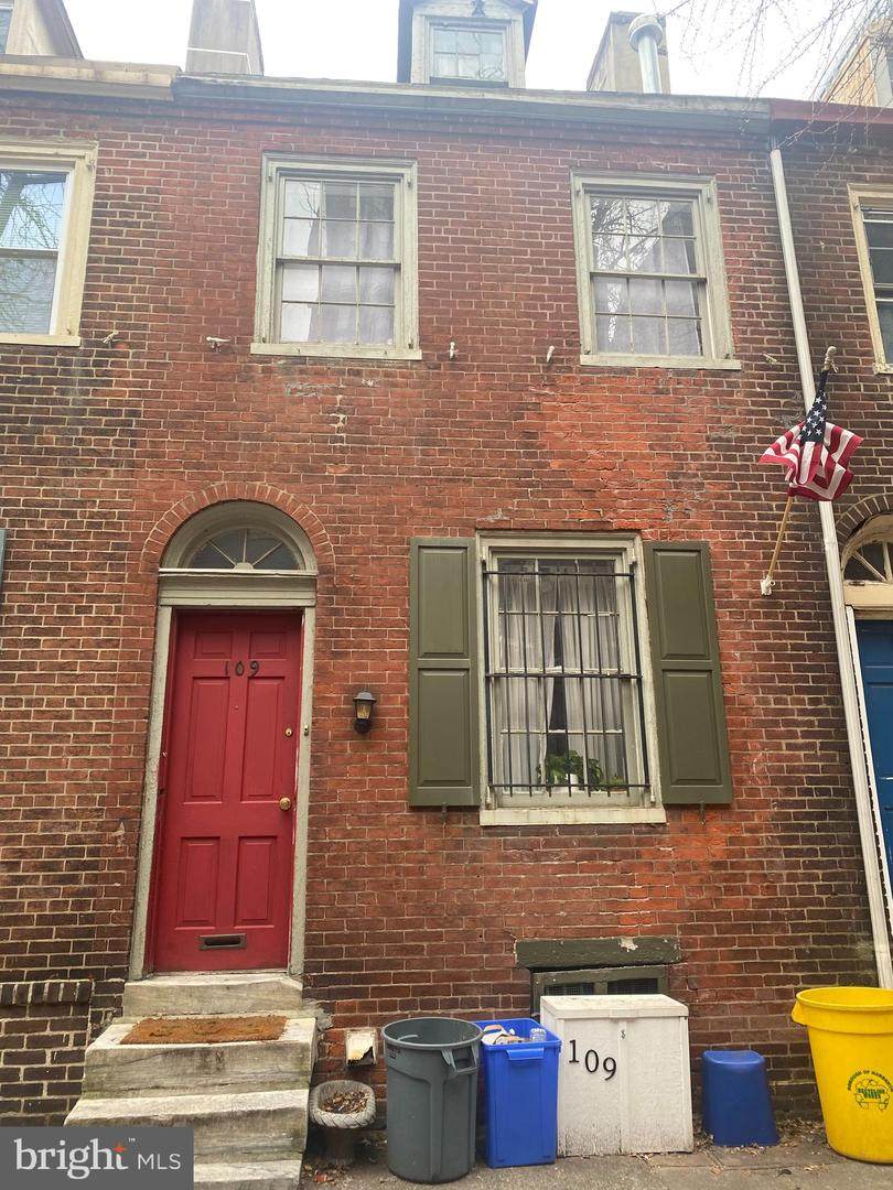109 Mole Street - Photo 1