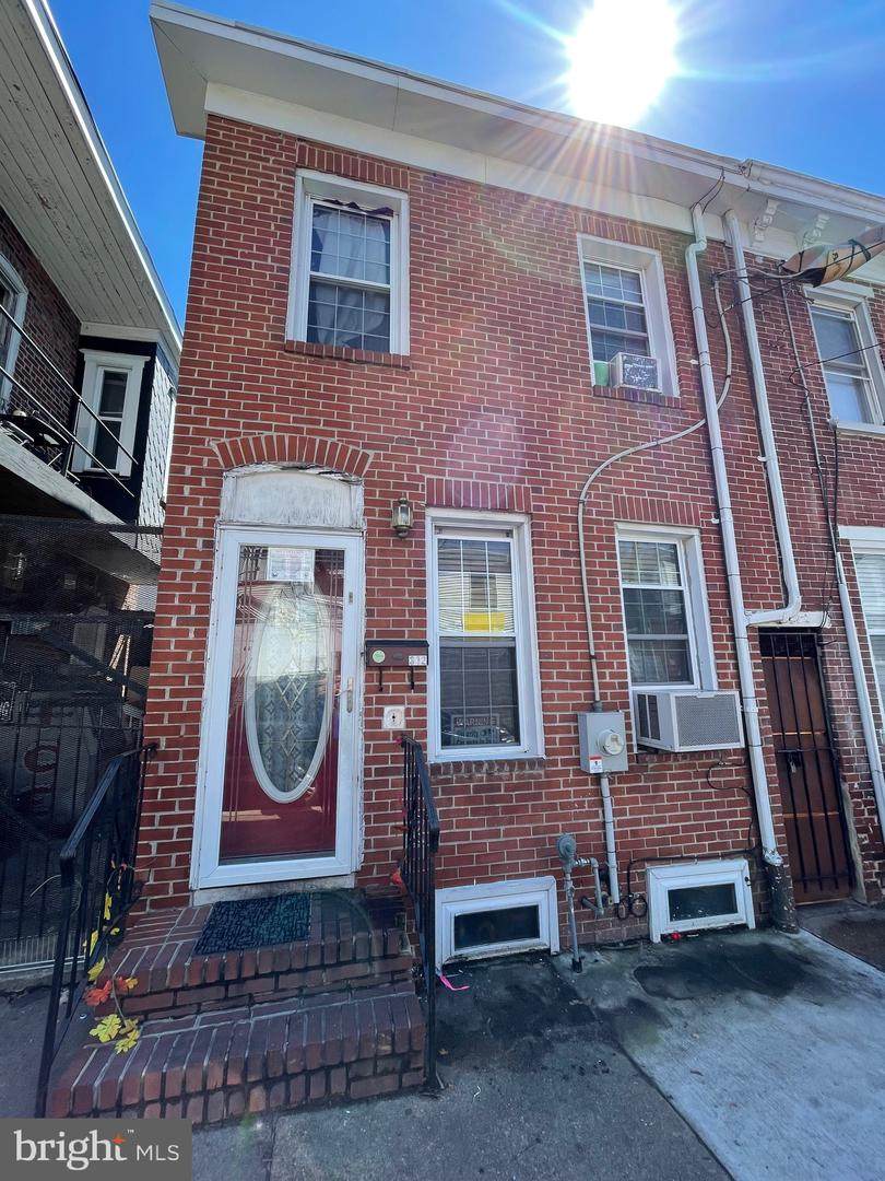 312 Connell Street - Photo 1