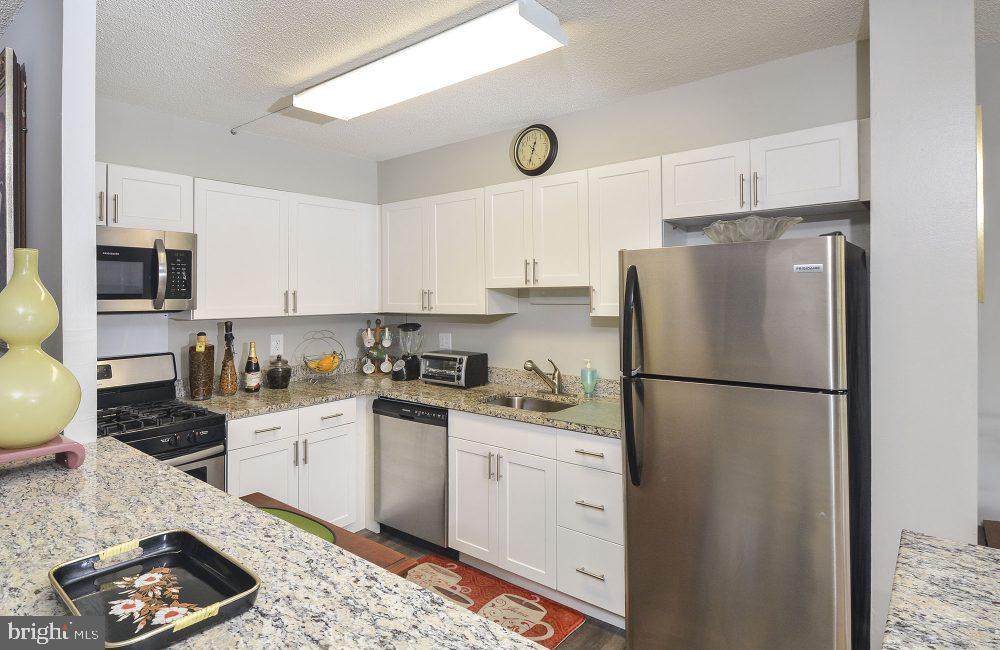 515 W Chelten Avenue - Photo 1
