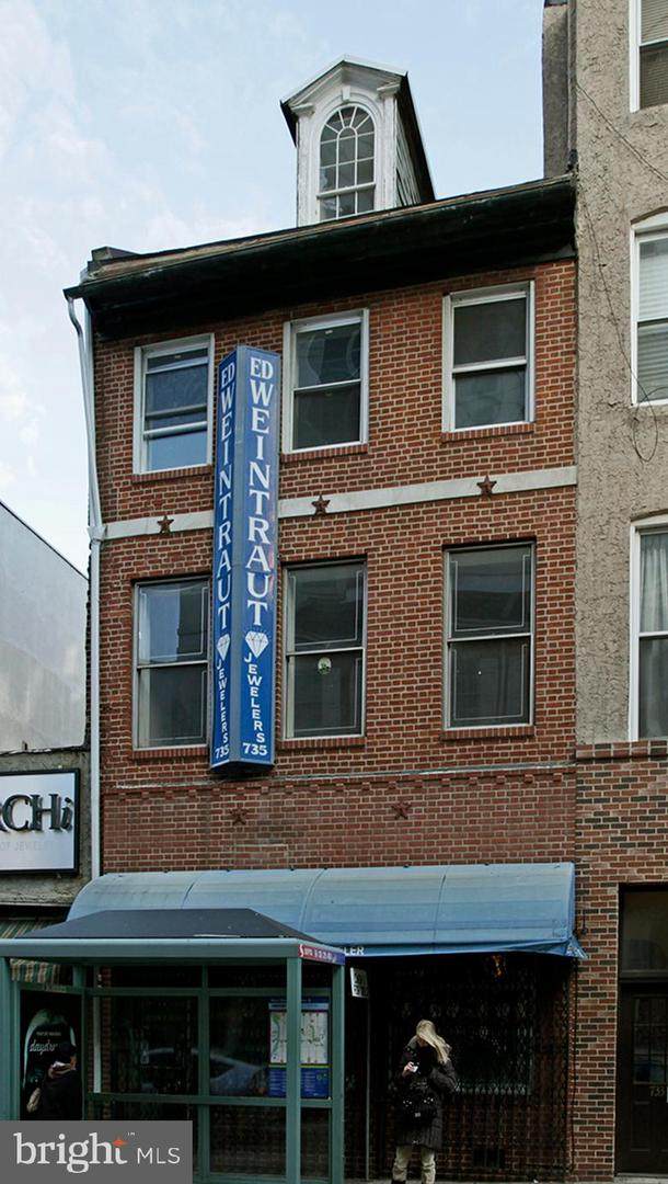 735 Walnut Street - Photo 1