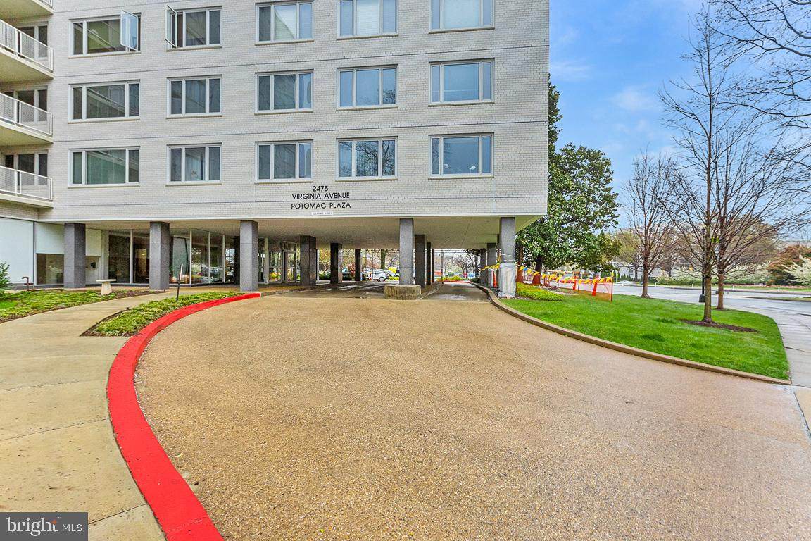 2475 Virginia Avenue - Photo 1