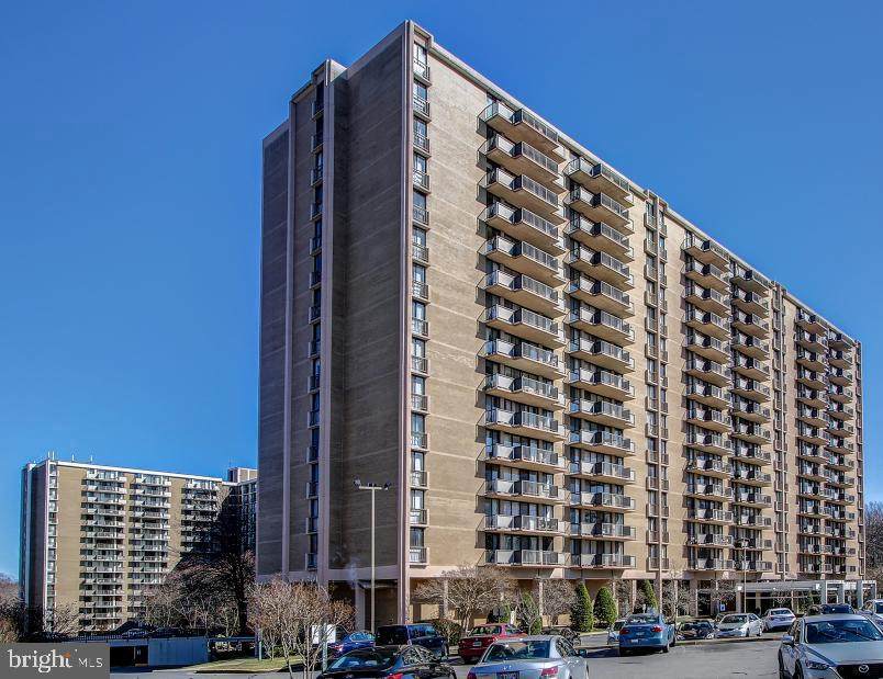 6100 Westchester Park Drive - Photo 1