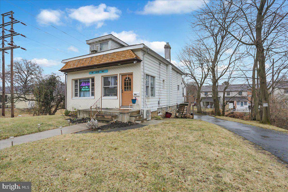 735 Carsonia Avenue - Photo 1