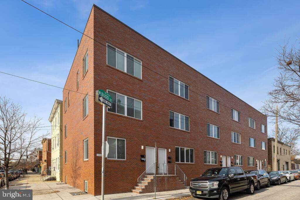 300 Budd Street Budd St - Photo 1