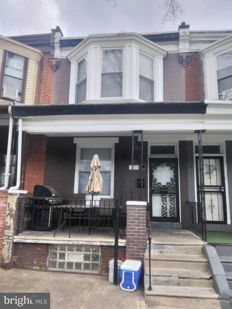 1221 53RD Street - Photo 1
