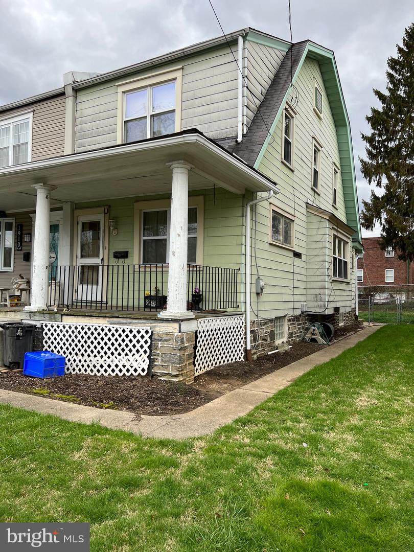 1908 Stanwood Street - Photo 1
