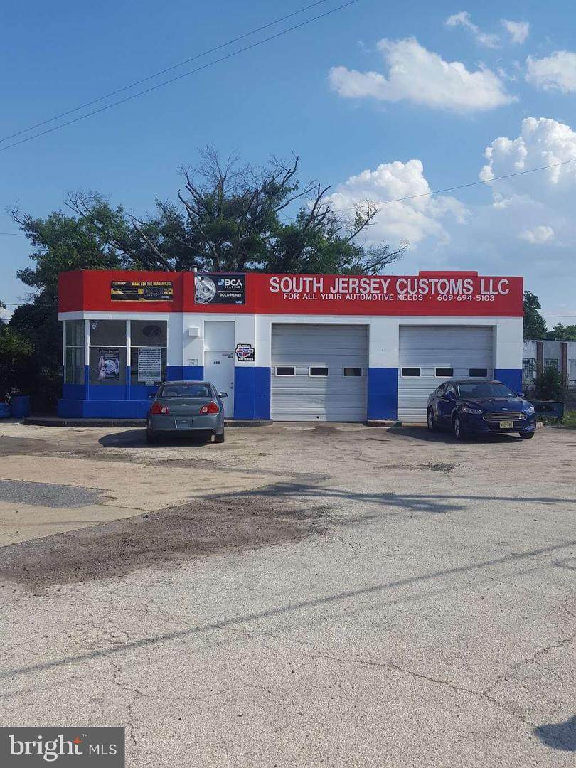 350 Railroad Avenue - Photo 1