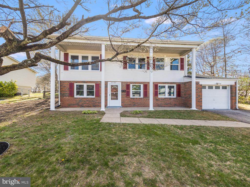 4507 Dale Boulevard - Photo 1