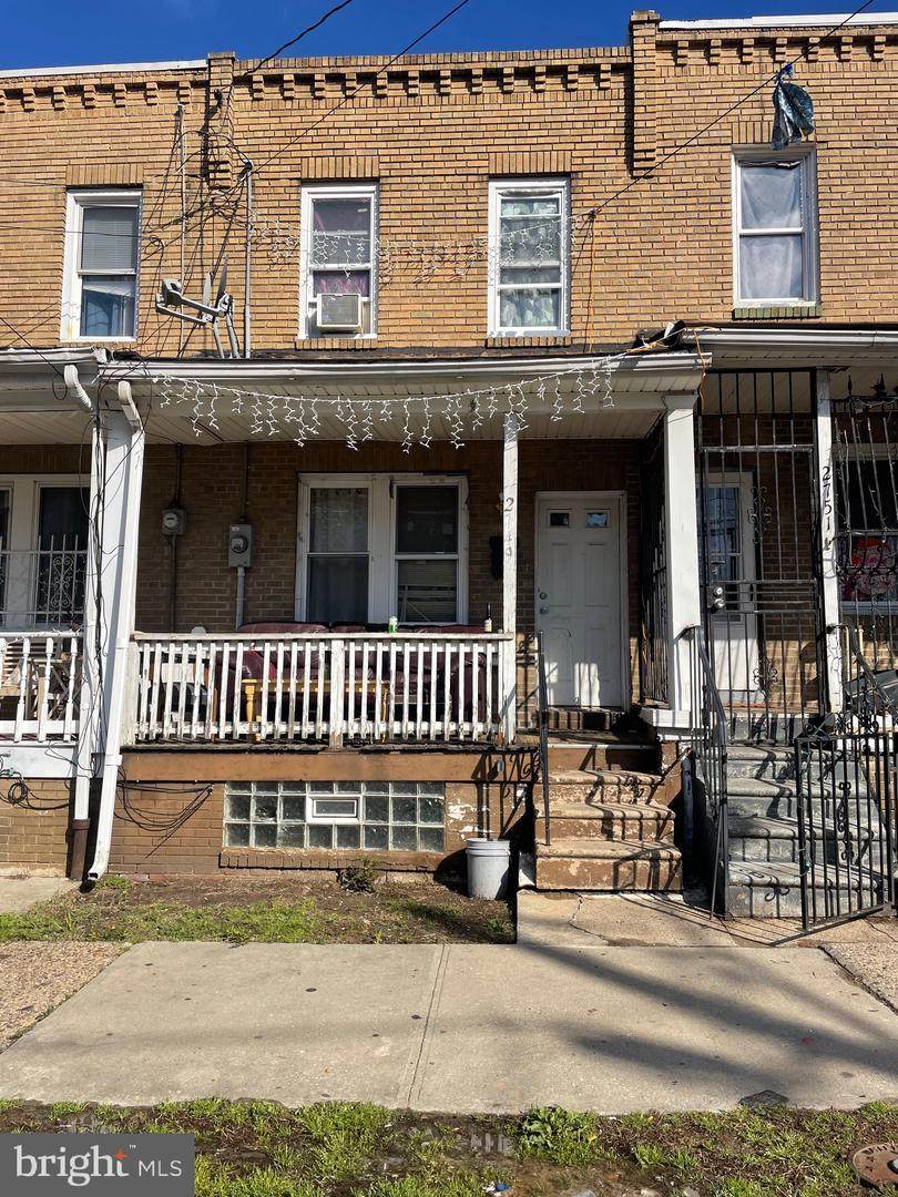 2749 Saunders Street - Photo 1