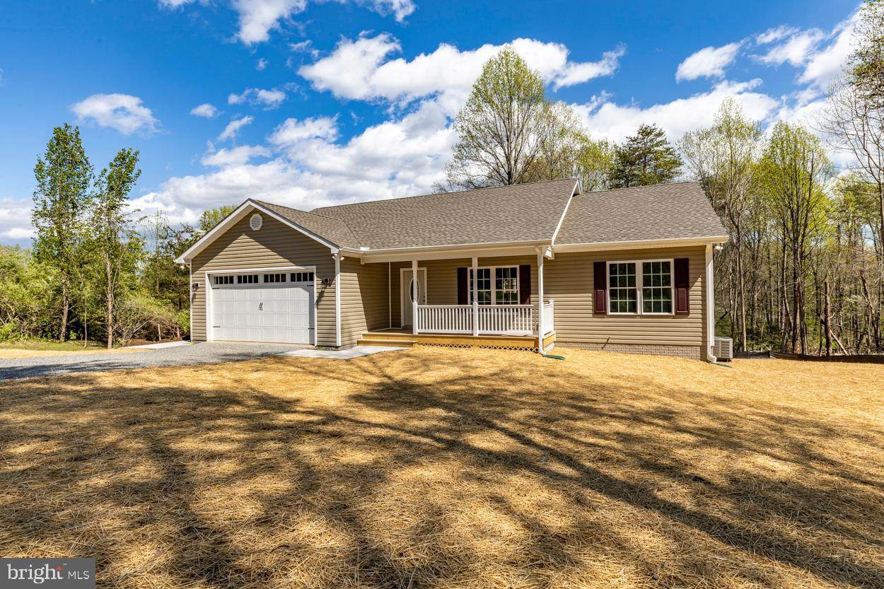 85 Pine Court - Photo 1