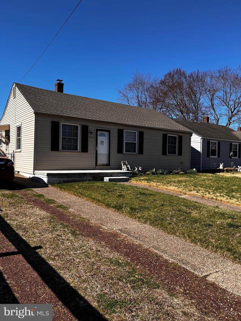 205 Woodbury Terrace - Photo 1