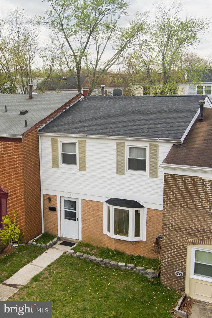 12008 Dove Circle - Photo 1