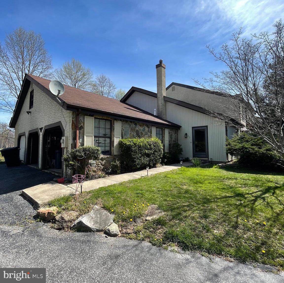 39 Turnberry Drive - Photo 1