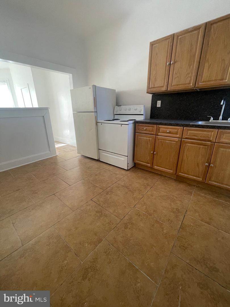 3551 11TH Street - Photo 1