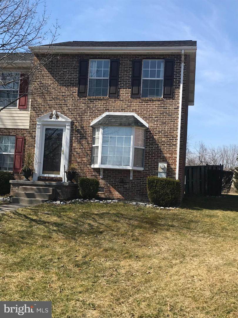 307 Willowbrook Court - Photo 1