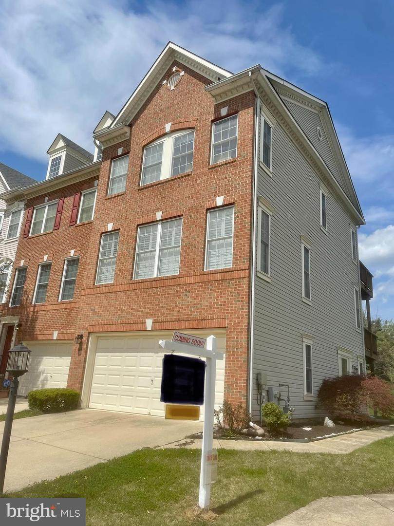 1114 Carbondale Way - Photo 1