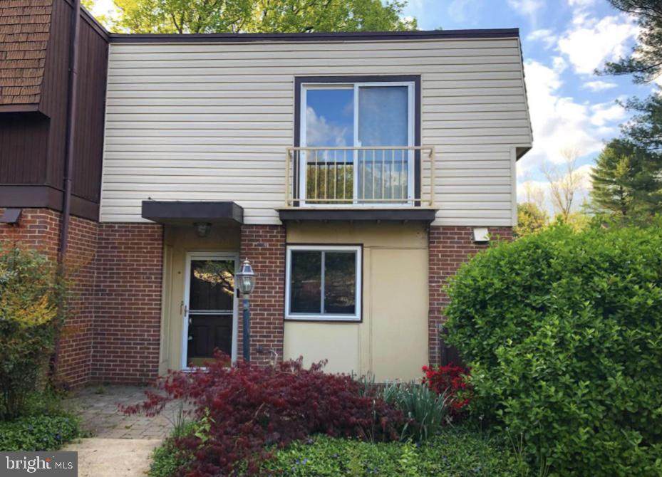12261 Greenleaf Avenue - Photo 1