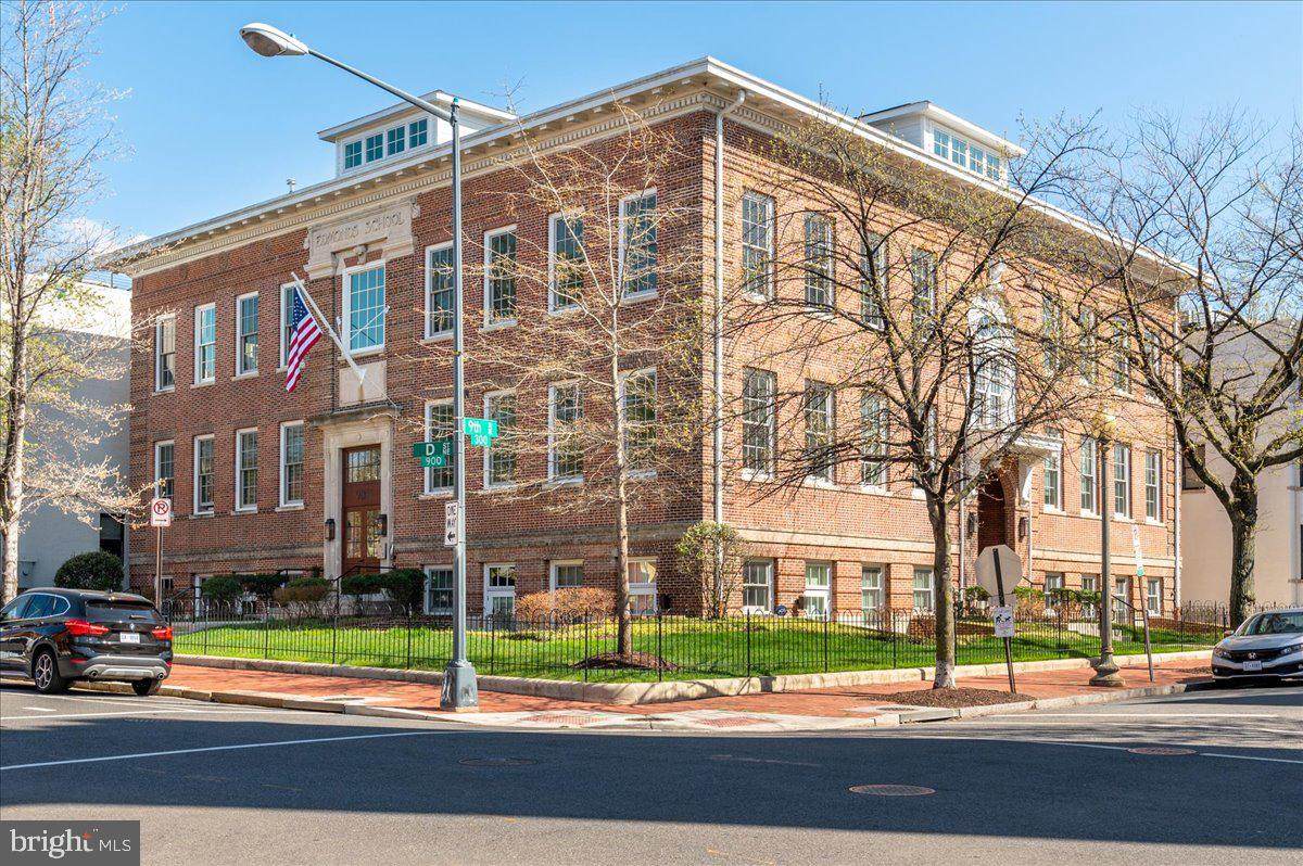 901 D Street - Photo 1