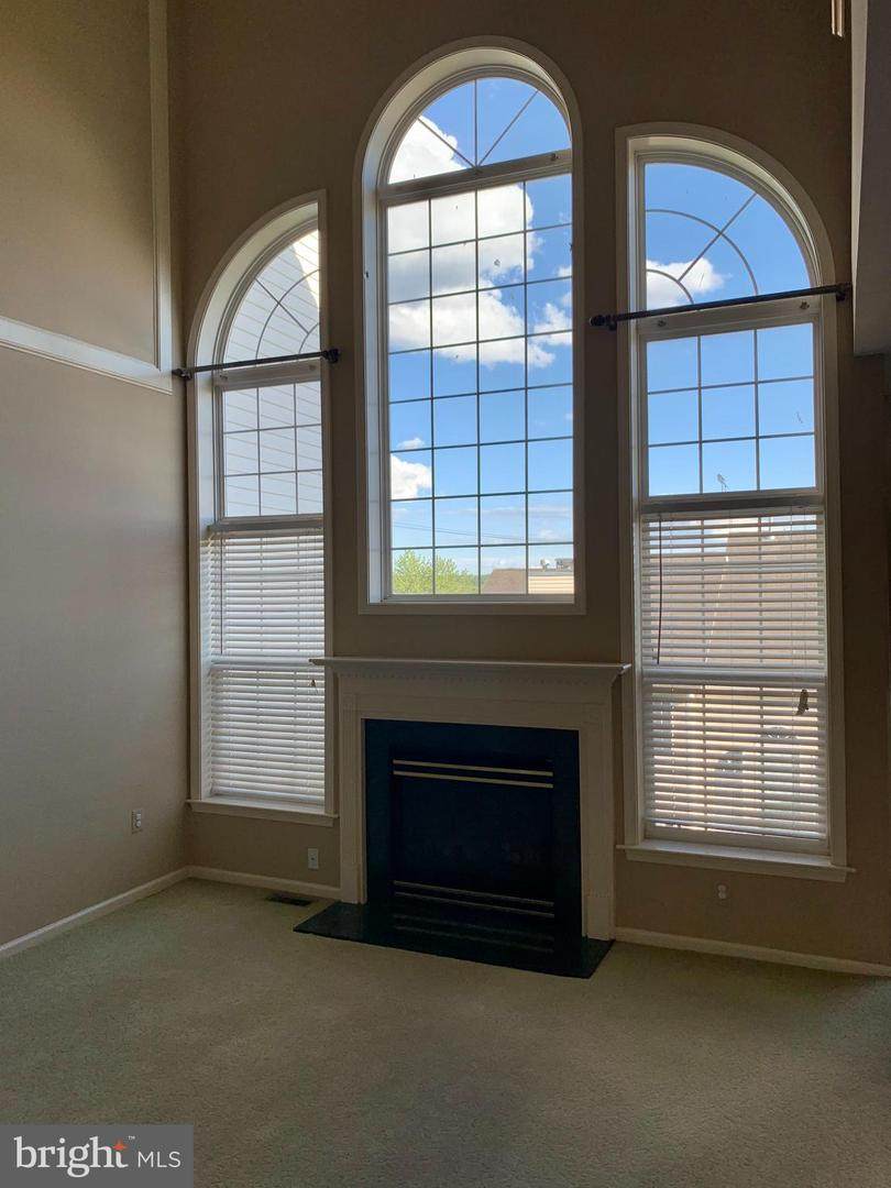 3 Lincoln Drive - Photo 1
