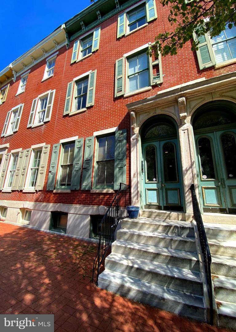 1731 Wallace Street - Photo 1