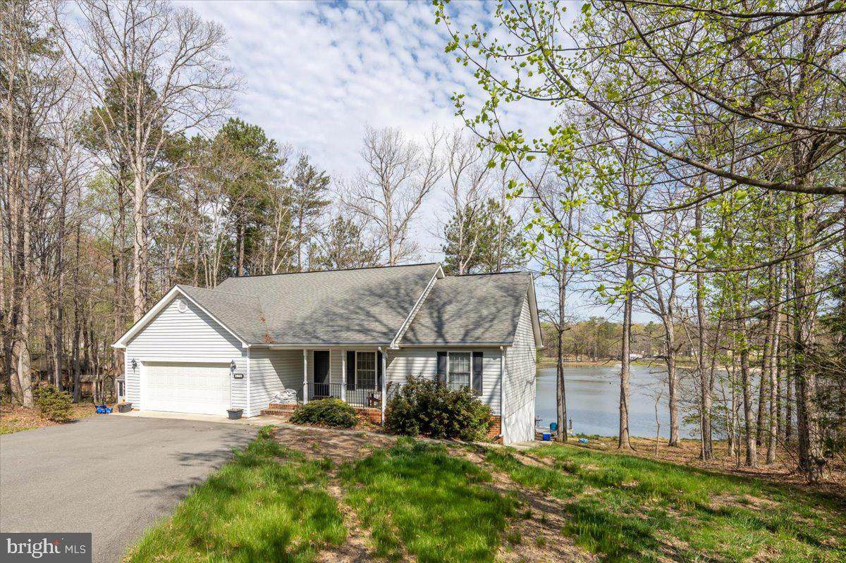 35 Newton Cove - Photo 1