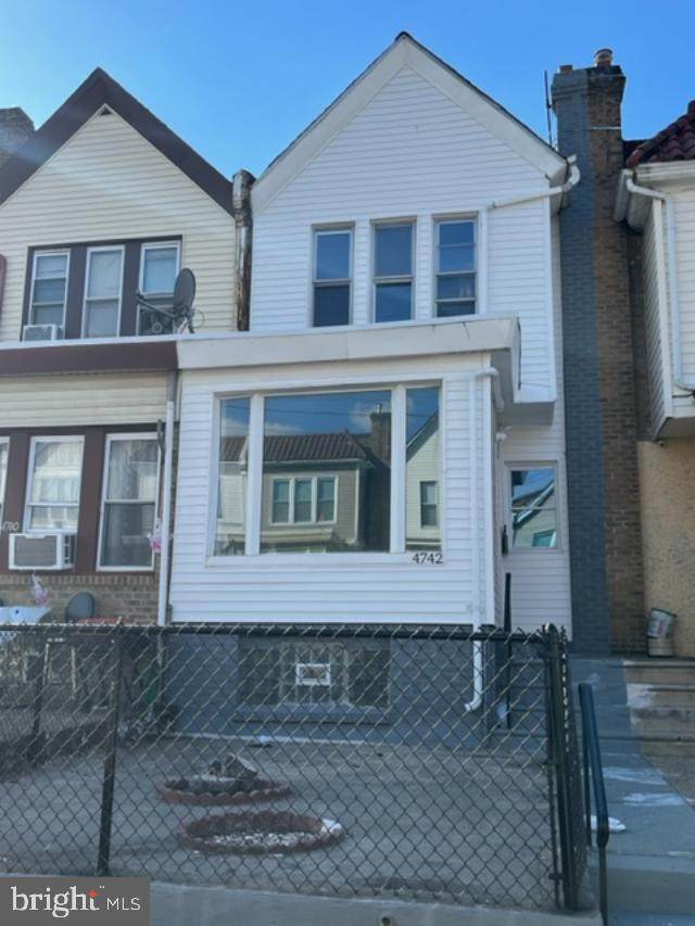 4742 Tampa Street - Photo 1