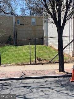 614 11TH Street - Photo 1