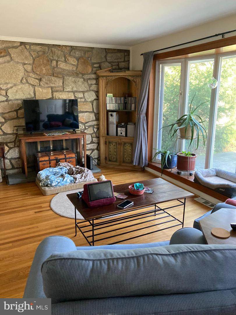 209 Barren Rd - Photo 1