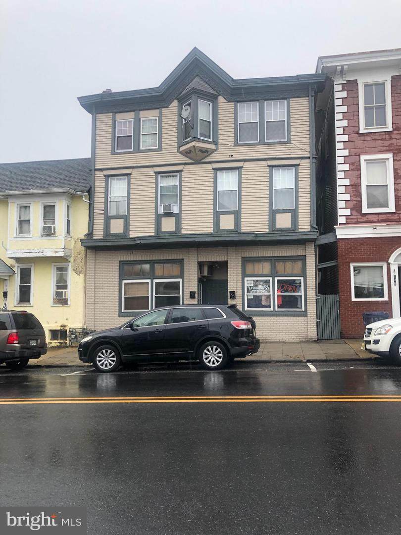 133-135 Commerce Street - Photo 1