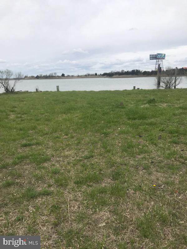 2015 Riverside N. Riverside Drive Drive - Photo 1