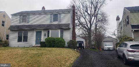 319 Forest Avenue - Photo 1