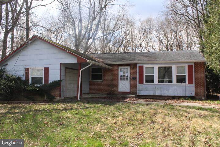 622 Surrey Road - Photo 1