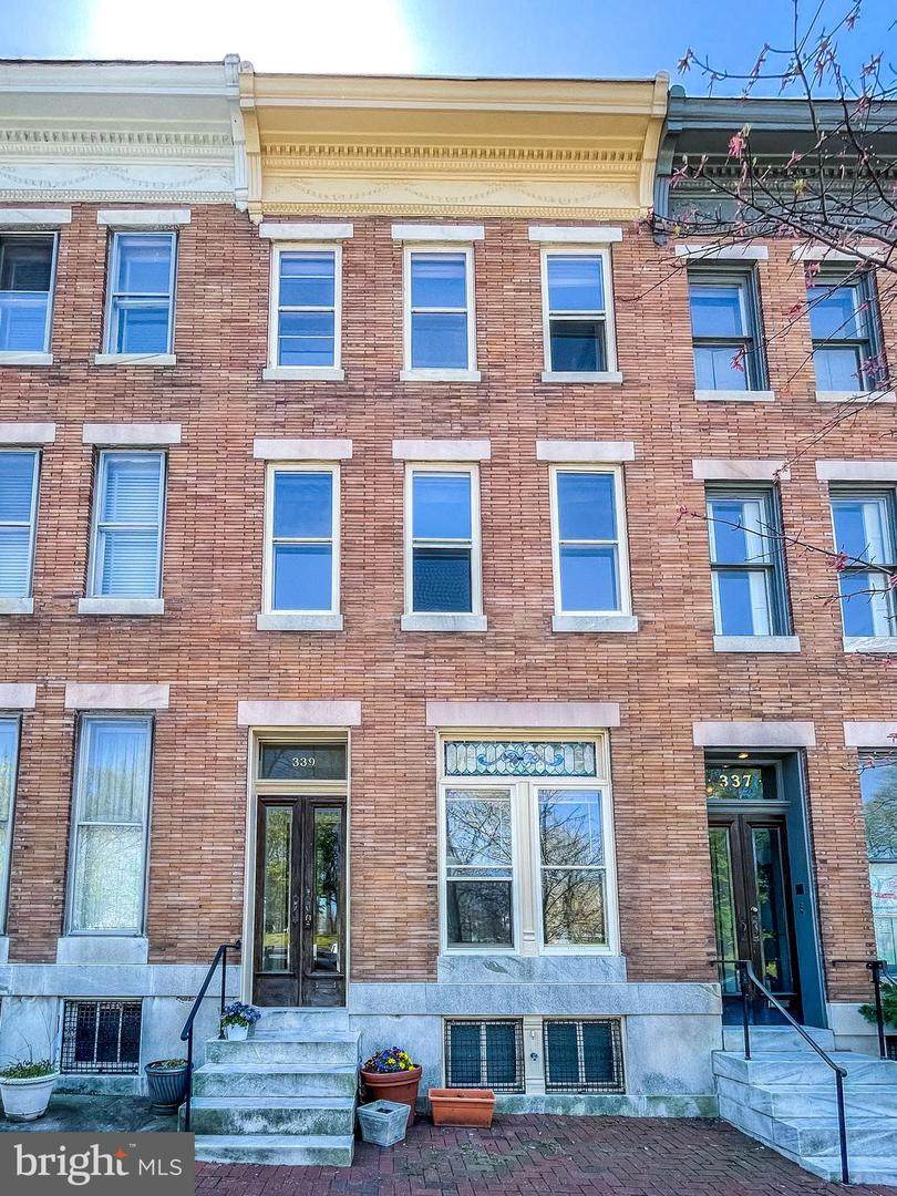 339 Warren Avenue - Photo 1