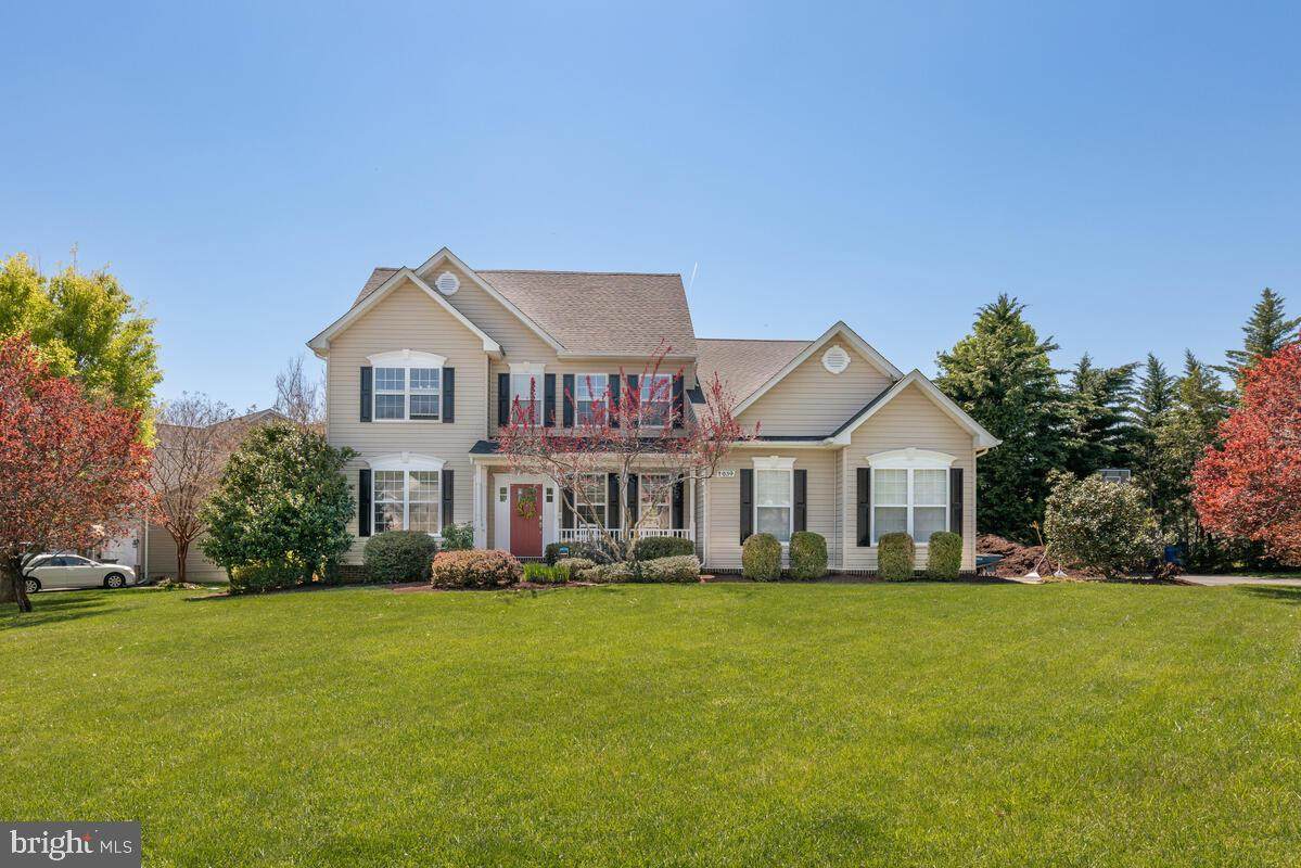 1034 Canterbury Lane - Photo 1