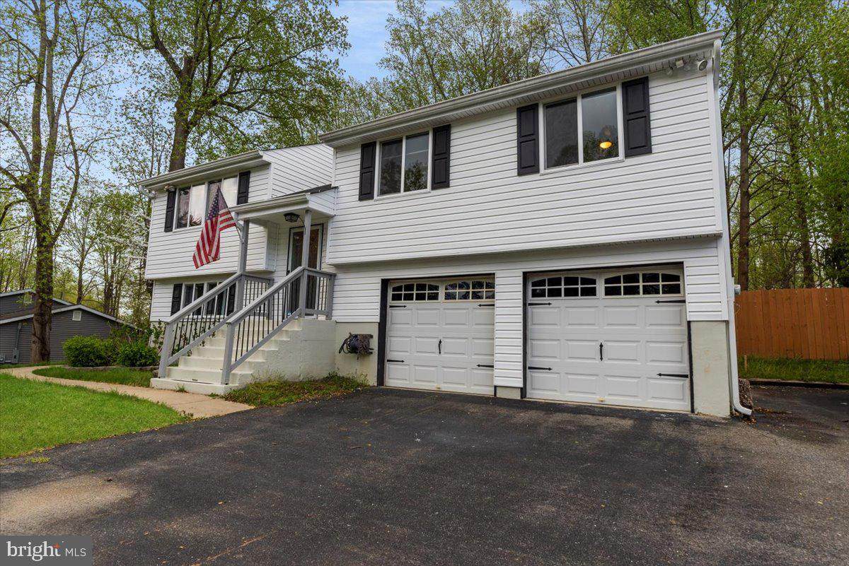 4115 Cassell Boulevard - Photo 1